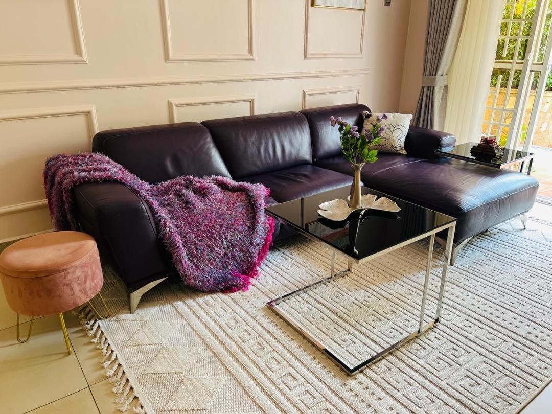Alsander Homes Raspberry Кампала Екстер'єр фото